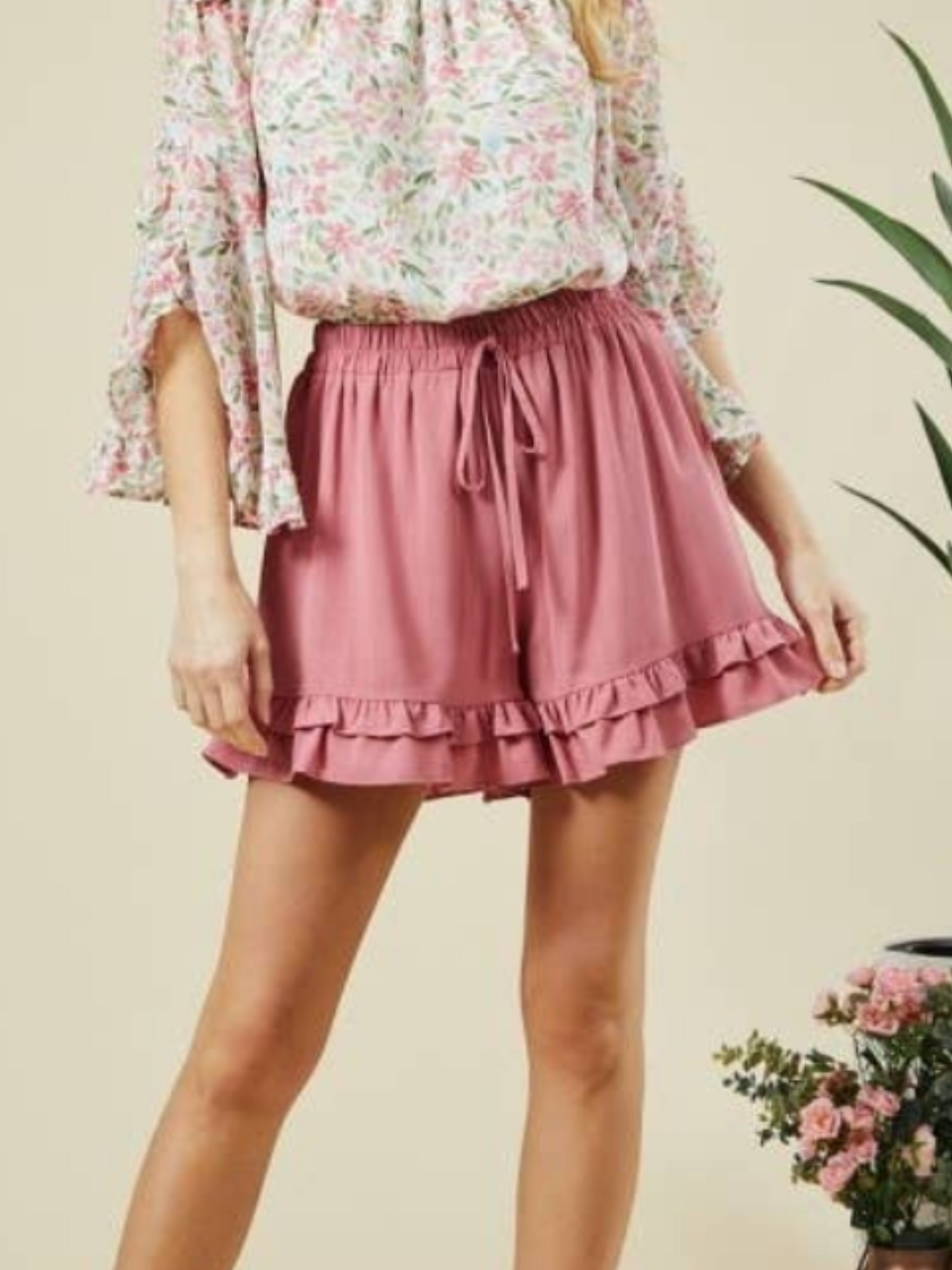 Ellie Ruffled Shorts - Mauve